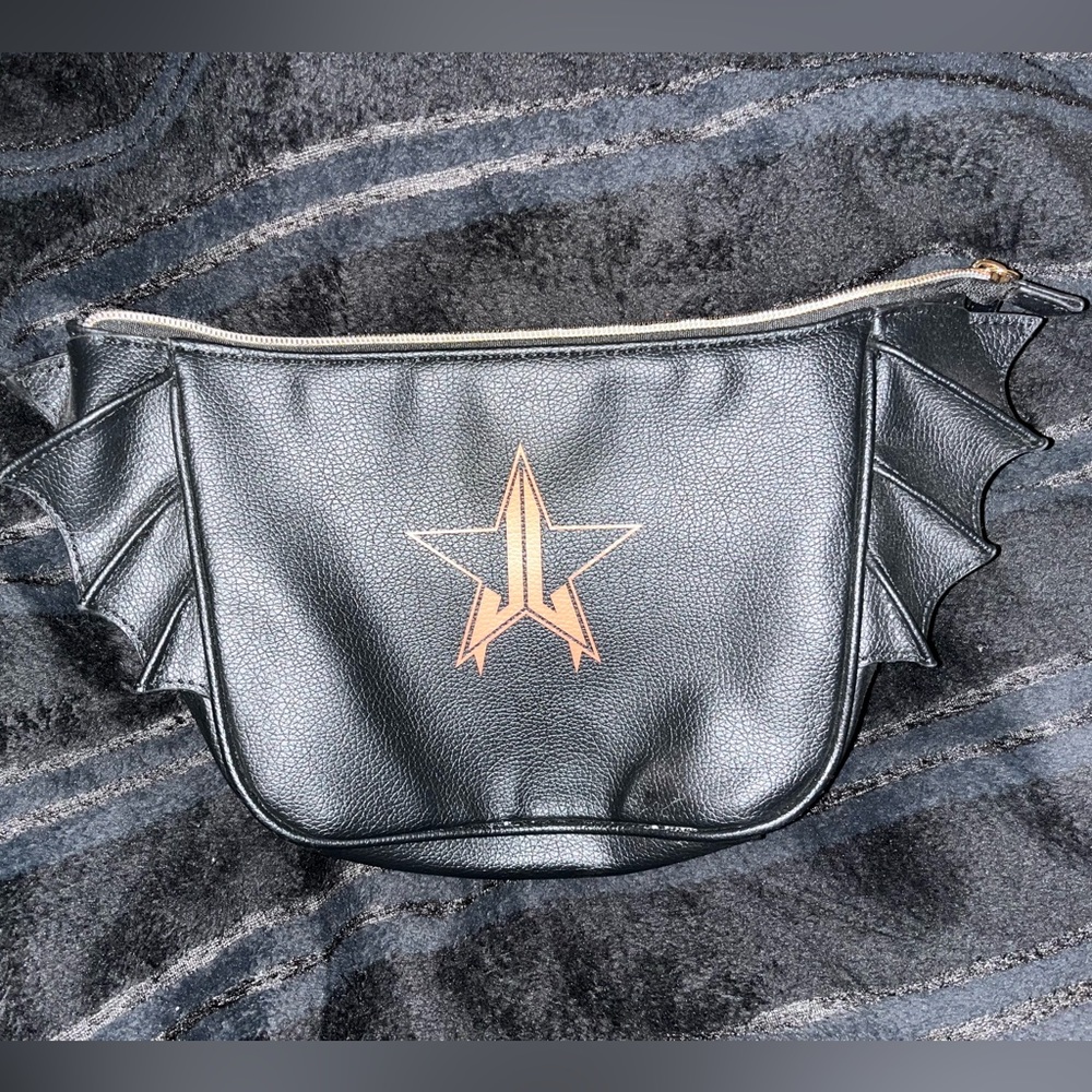 Jeffree Star Bat Makeup Bag!!